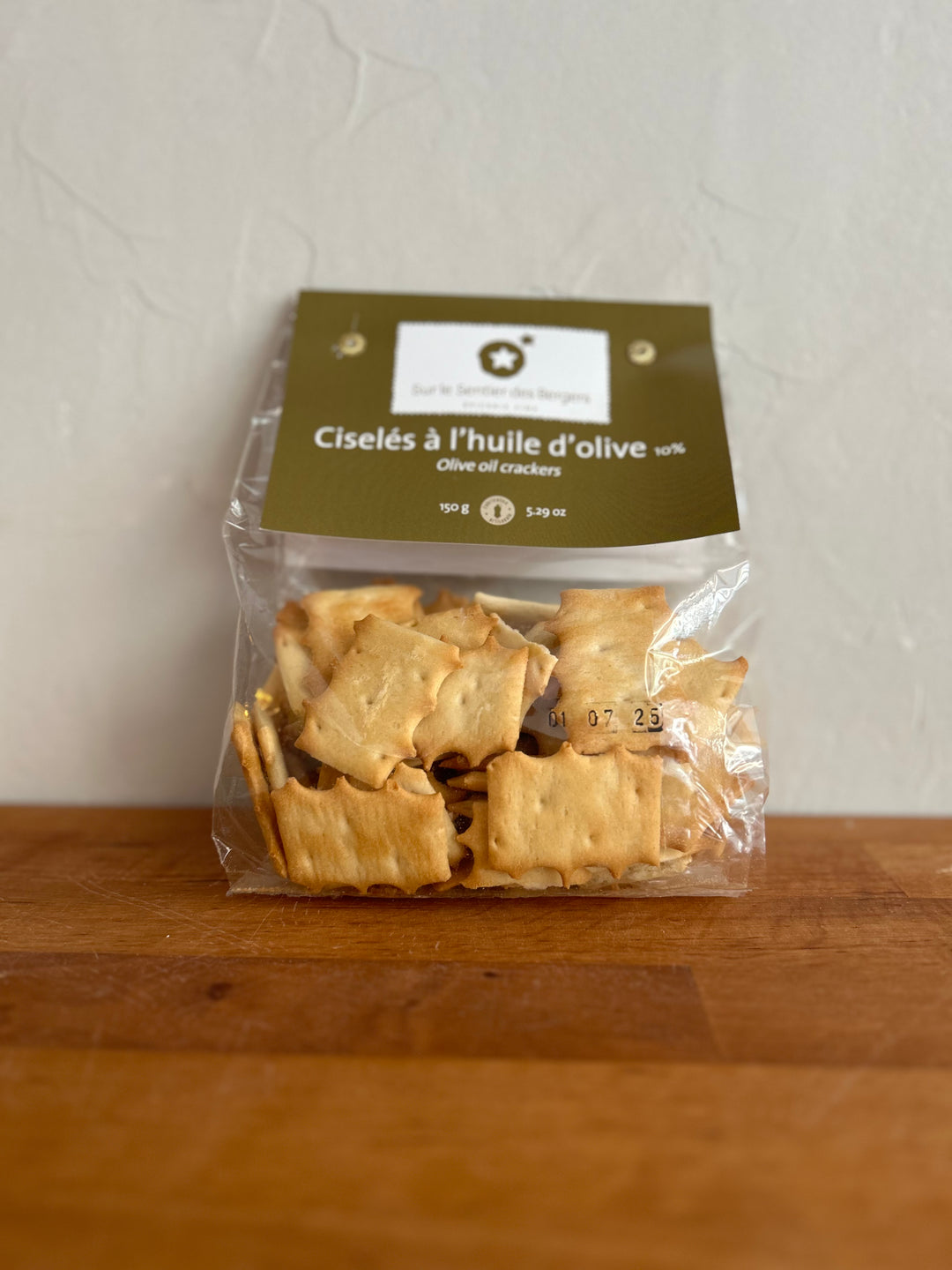 Verpackung der Aperitif-Cracker in Olivenöl extra vergine, 150 g, von Sur le Sentier des Bergers.