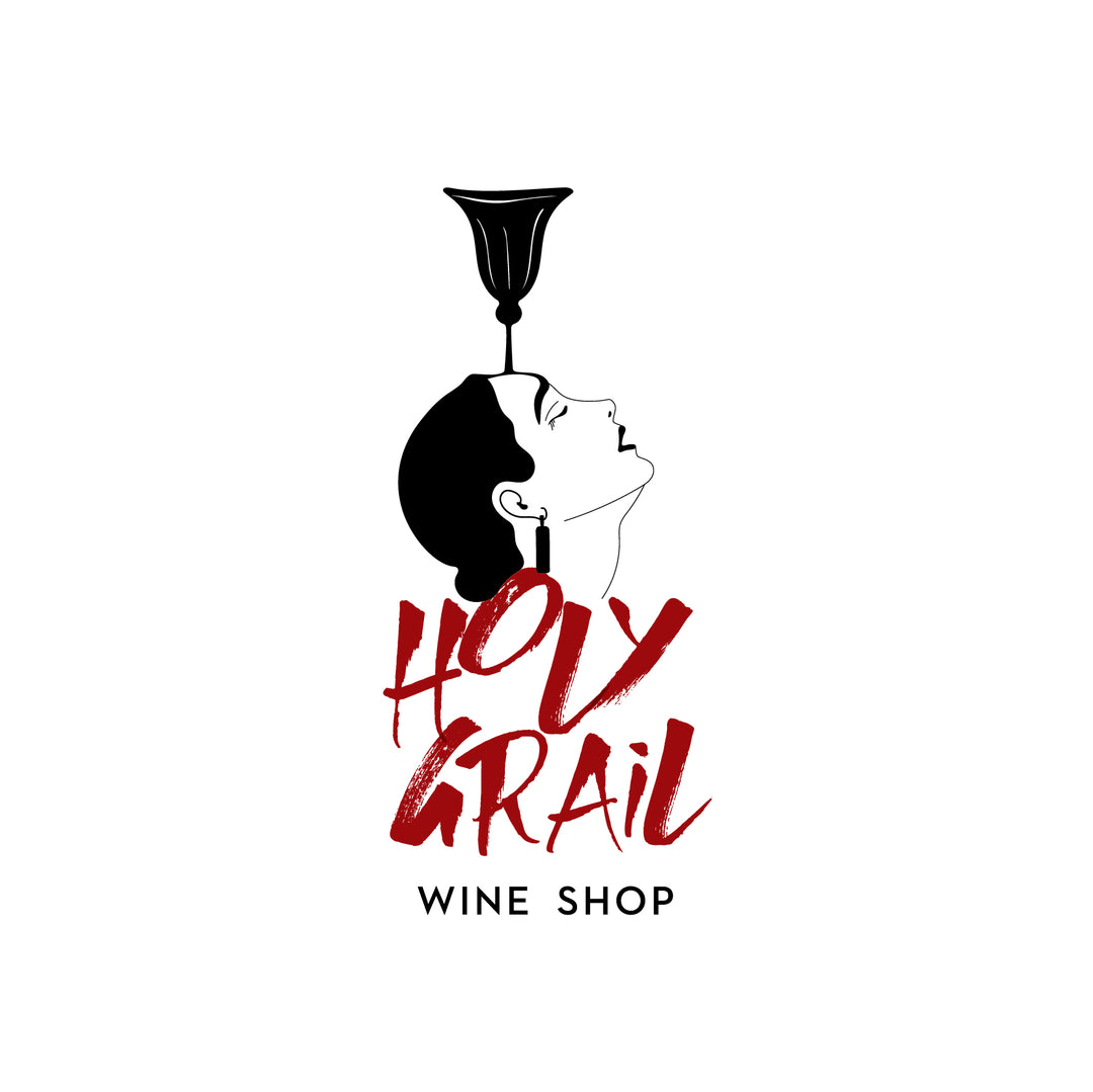 Logo des Weinhandels Holy Grail Köln für den Weinclub, mit stilisiertem Weinglas und Weinflasche auf weißem Hintergrund